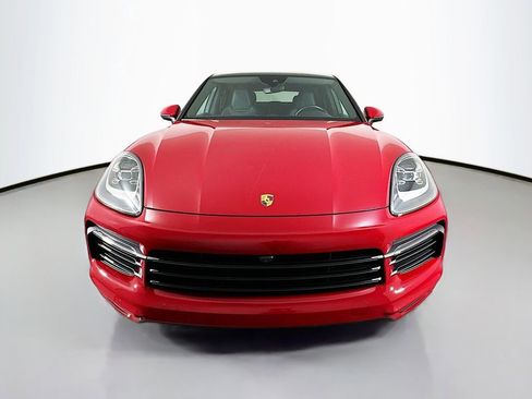 Used 2022 Porsche Cayenne Coupe image 6