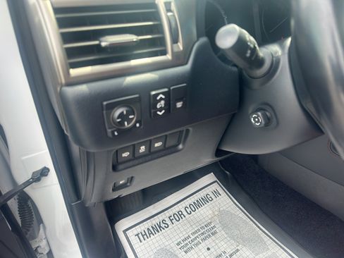 Used 2020 Lexus GX 460 Premium image 18