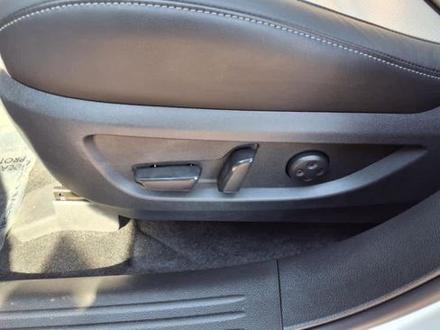 Used 2025 INFINITI QX55 Luxe w/ Cargo Package image 16