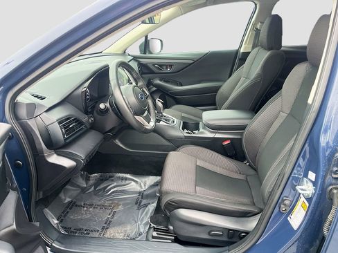 Used 2025 Subaru Outback Premium w/ Popular Package #1A image 20