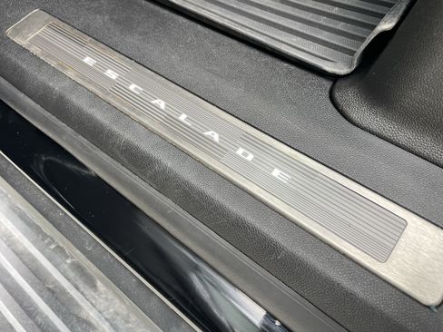 Used 2025 Cadillac Escalade V w/ LPO, Floor Liner Package AWD/4WD image 45