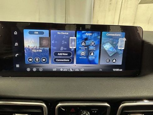 New 2026 Nissan Sentra SR FWD image 15