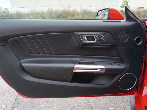 Used 2016 Ford Mustang GT Premium RWD image 21
