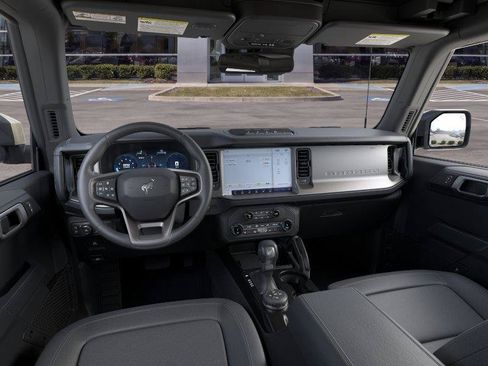 New 2026 Ford Bronco Outer Banks w/ Sasquatch Package AWD/4WD image 9