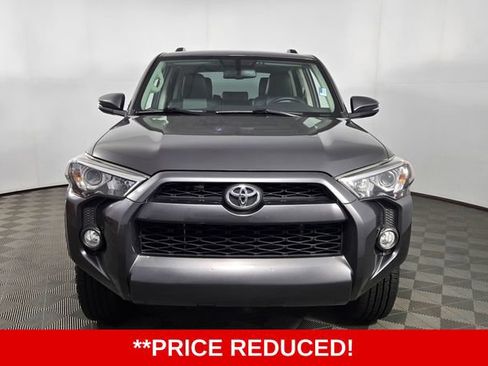 Used 2019 Toyota 4Runner SR5 Premium AWD/4WD image 2
