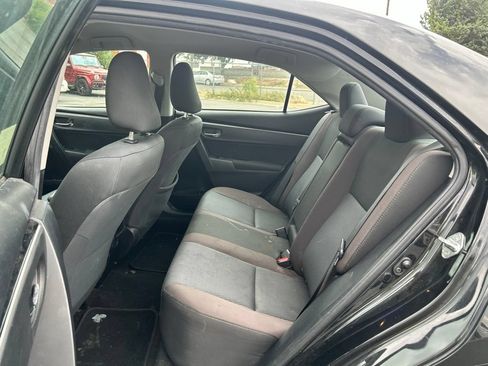 Used 2019 Toyota Corolla LE FWD image 14