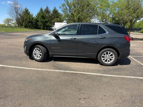 Used 2018 Chevrolet Equinox LT image 16