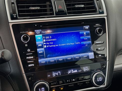 Used 2018 Subaru Outback 2.5i Premium AWD/4WD image 18