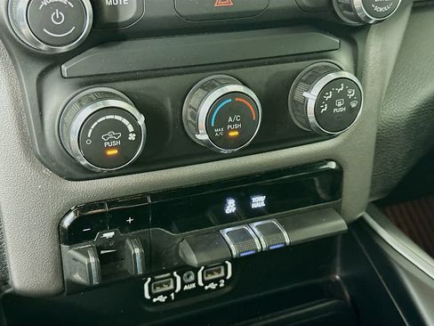 Used 2022 RAM 1500 Big Horn AWD/4WD image 22