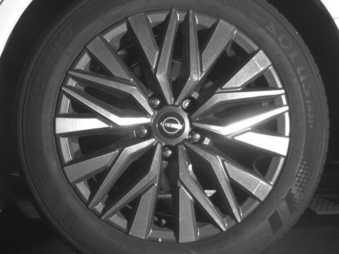 Used 2025 Nissan Altima 2.5 SV image 14