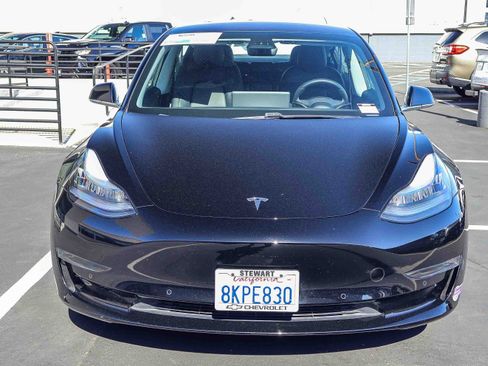 Used 2019 Tesla Model 3 Mid Range image 17