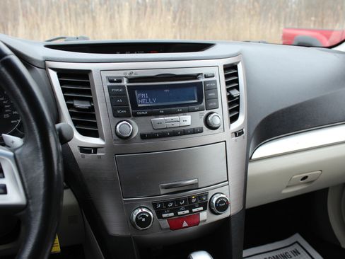 Used 2013 Subaru Outback 2.5i Premium image 26