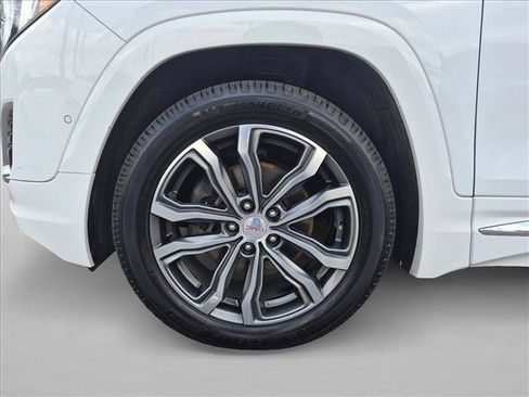 Used 2018 GMC Terrain Denali w/ Advanced Safety Package FWD image 28