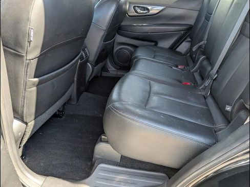 Used 2016 Nissan Rogue SL w/ SL Premium Package image 10