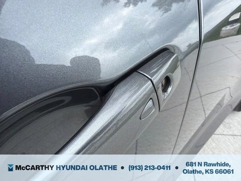 Used 2020 Nissan Kicks SR w/ SR Premium Package FWD image 18