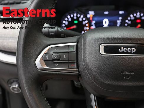 Used 2024 Jeep Compass Latitude AWD/4WD image 14