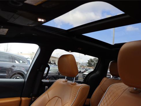 Used 2021 Chrysler Pacifica Pinnacle image 23