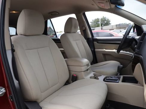 Used 2010 Hyundai Santa Fe GLS FWD image 21