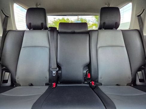 Used 2022 Toyota 4Runner SR5 Premium w/ Moonroof Package RWD image 13