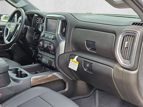 Used 2022 Chevrolet Silverado 2500 LT w/ Texas Edition AWD/4WD image 21