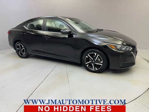 Used 2024 Nissan Sentra SV FWD image 7