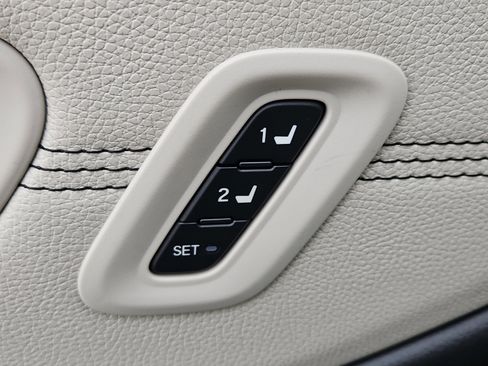 New 2026 Honda Pilot Touring image 18