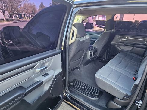Used 2019 RAM 1500 Big Horn AWD/4WD image 20