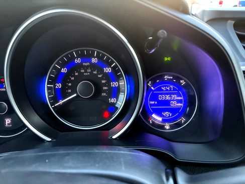 Used 2015 Honda Fit LX image 19