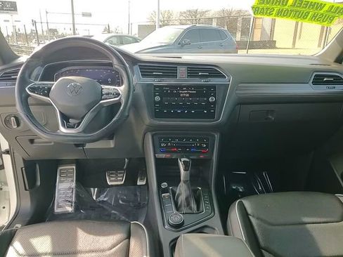 Used 2022 Volkswagen Tiguan SEL R-Line image 12