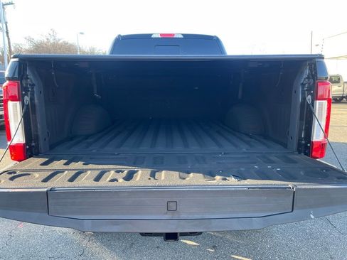 Used 2019 Ford F250 Lariat w/ Lariat Value Package image 23