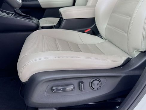 Used 2023 Honda CR-V EX-L image 25