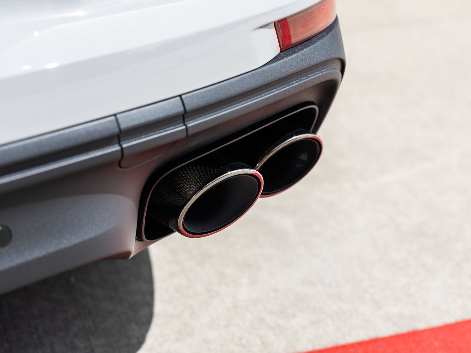 New 2026 Porsche Panamera 4 AWD/4WD image 16