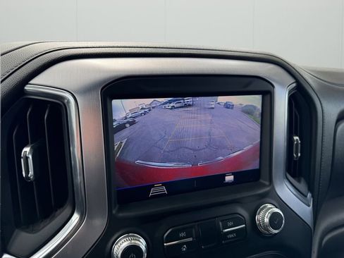 Used 2020 GMC Sierra 1500 Elevation w/ Elevation Value Package AWD/4WD image 16