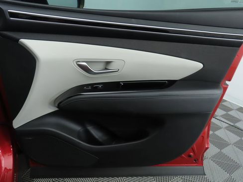 Used 2023 Hyundai Tucson Limited image 26