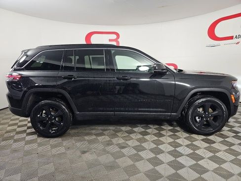 New 2026 Jeep Grand Cherokee Limited image 8