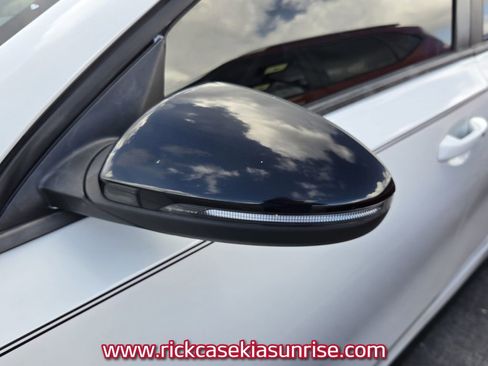 Used 2022 Kia Forte GT-Line w/ GT-Line Premium Package FWD image 11