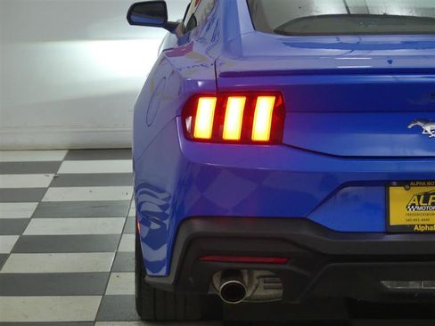 Used 2024 Ford Mustang Premium RWD image 29