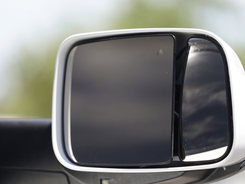 Used 2022 RAM 3500 Limited image 40