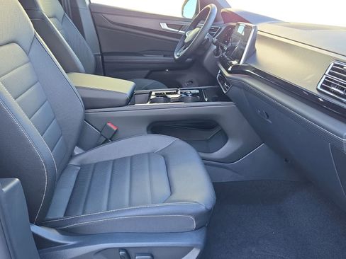 New 2026 Volkswagen Atlas Cross Sport SEL R-Line AWD/4WD image 29