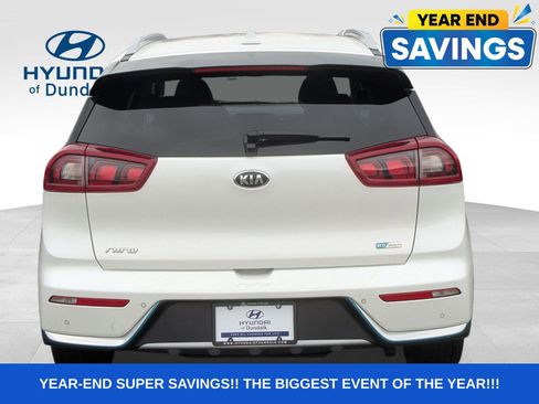 Used 2019 Kia Niro EX Premium image 5