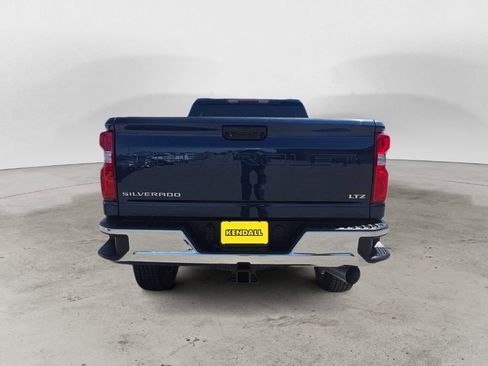 Used 2023 Chevrolet Silverado 3500 LTZ AWD/4WD image 4