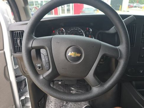 Used 2024 Chevrolet Express 3500 LT w/ LT Preferred Equipment Group RWD image 12