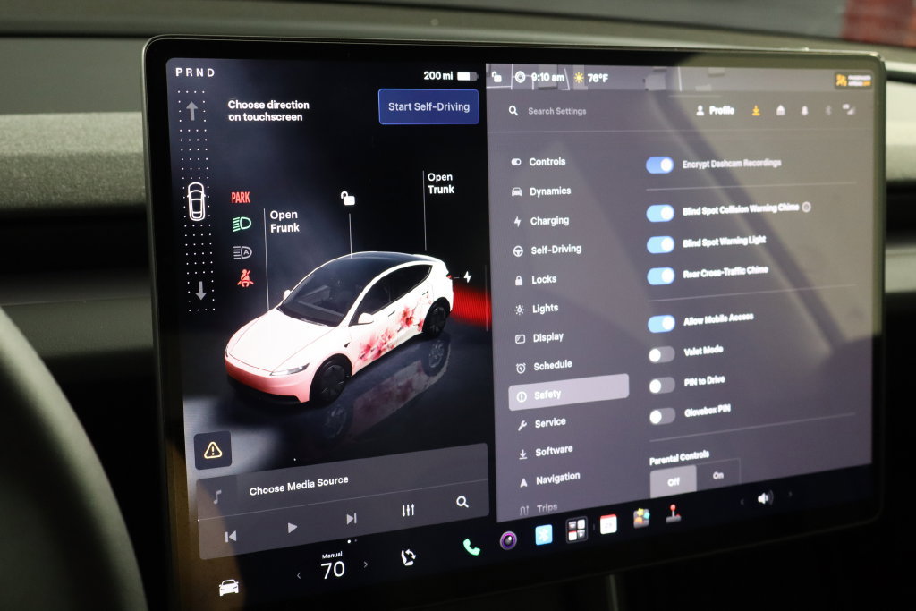 Used 2026 Tesla Model Y 2WD image 34