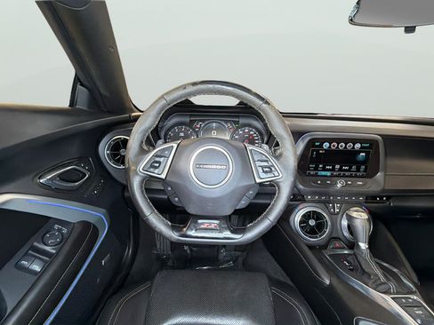 Used 2016 Chevrolet Camaro SS RWD image 17