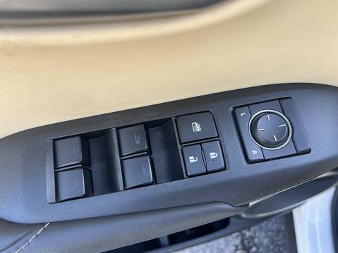 Used 2016 Lexus NX 200t AWD w/ Luxury Package image 15
