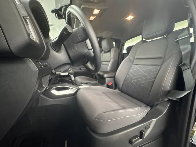 Used 2025 Nissan Frontier SV RWD image 17