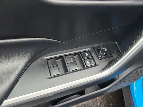 Certified 2021 Toyota RAV4 LE AWD/4WD image 17