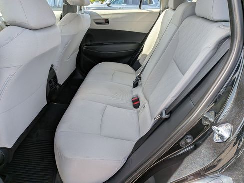 Used 2025 Toyota Corolla Cross L AWD/4WD image 29