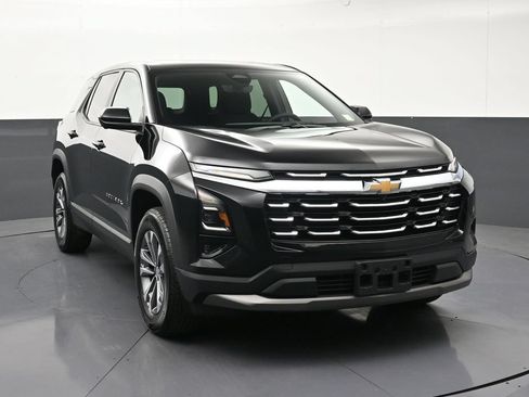 Certified 2025 Chevrolet Equinox LT w/ Safety and Technology Package AWD/4WD image 7