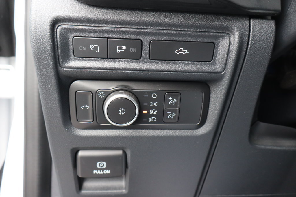 Used 2021 Ford F150 XLT w/ Equipment Group 302A High AWD/4WD image 9